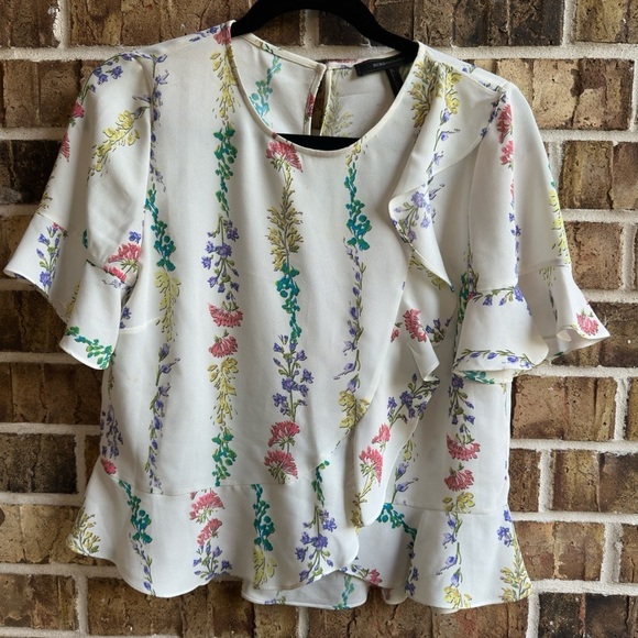 BCBGMaxAzria White Flutter Sleeve Blouse with Ruffled Details - Picture 10 of 10